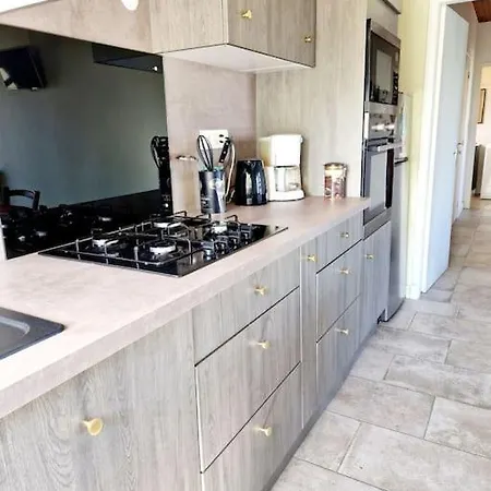Holiday home La Colline D'estaing, Maison 4 Pers Avec Terrasse