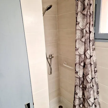 La Colline D'estaing, Maison 4 Pers Avec Terrasse Hébergement de vacances Estaing (Aveyron)