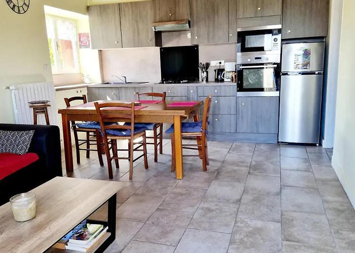 Dom wakacyjny La Colline D'estaing, Maison 4 Pers Avec Terrasse