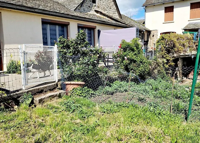 La Colline D'estaing, Maison 4 Pers Avec Terrasse Dom wakacyjny